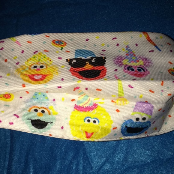 Sesame Street face masks - Picture 7 of 10